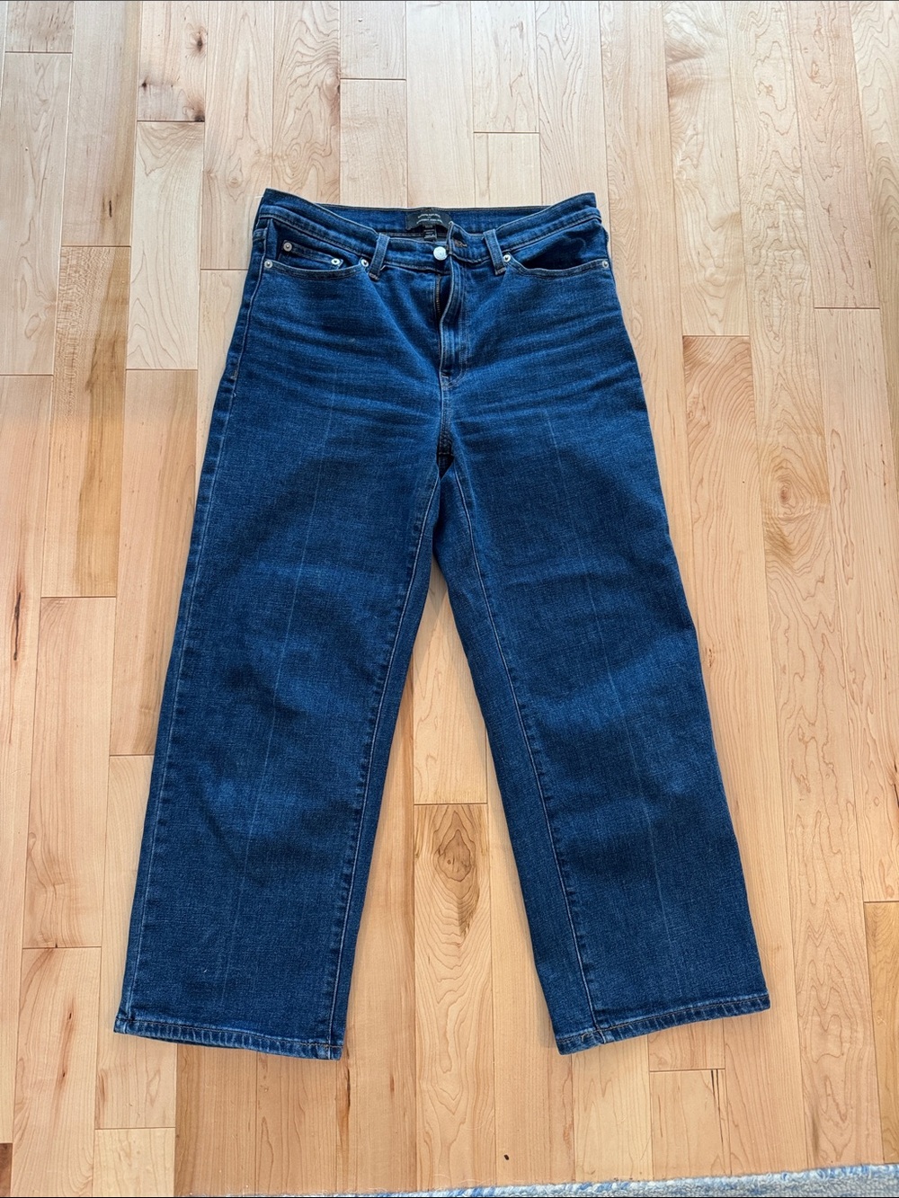 Banana Republic Men’s Straight Jeans in Indigo Blue